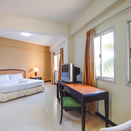 Tinidee Hotel Ranong Exterior photo