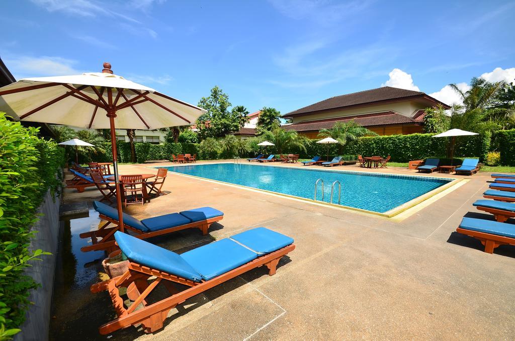 Tinidee Hotel Ranong Exterior photo