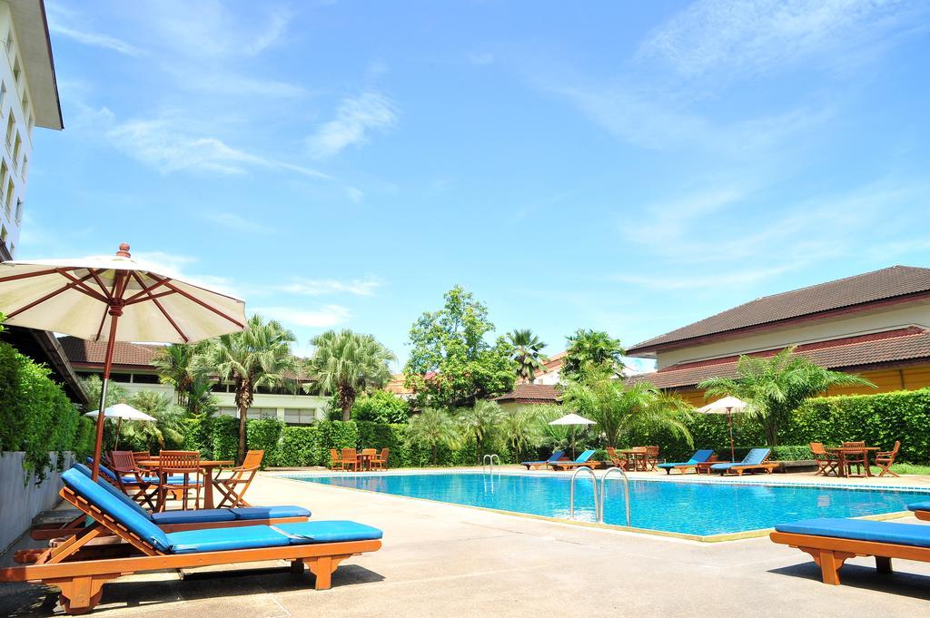 Tinidee Hotel Ranong Exterior photo