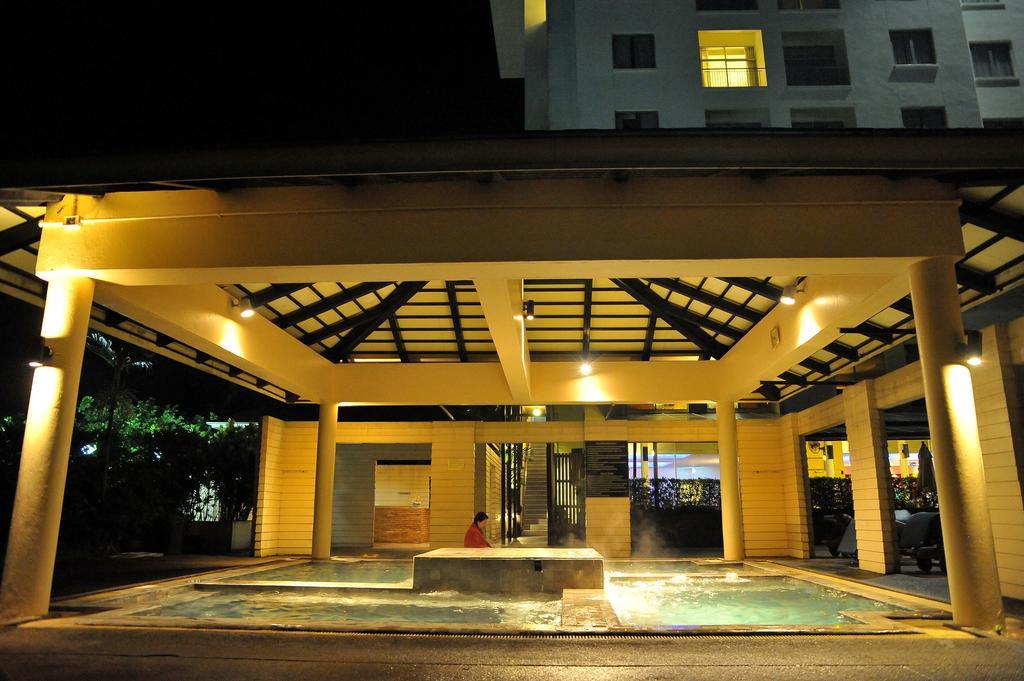 Tinidee Hotel Ranong Exterior photo