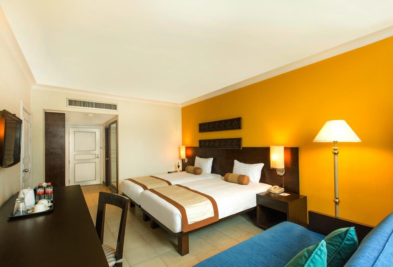 Tinidee Hotel Ranong Exterior photo