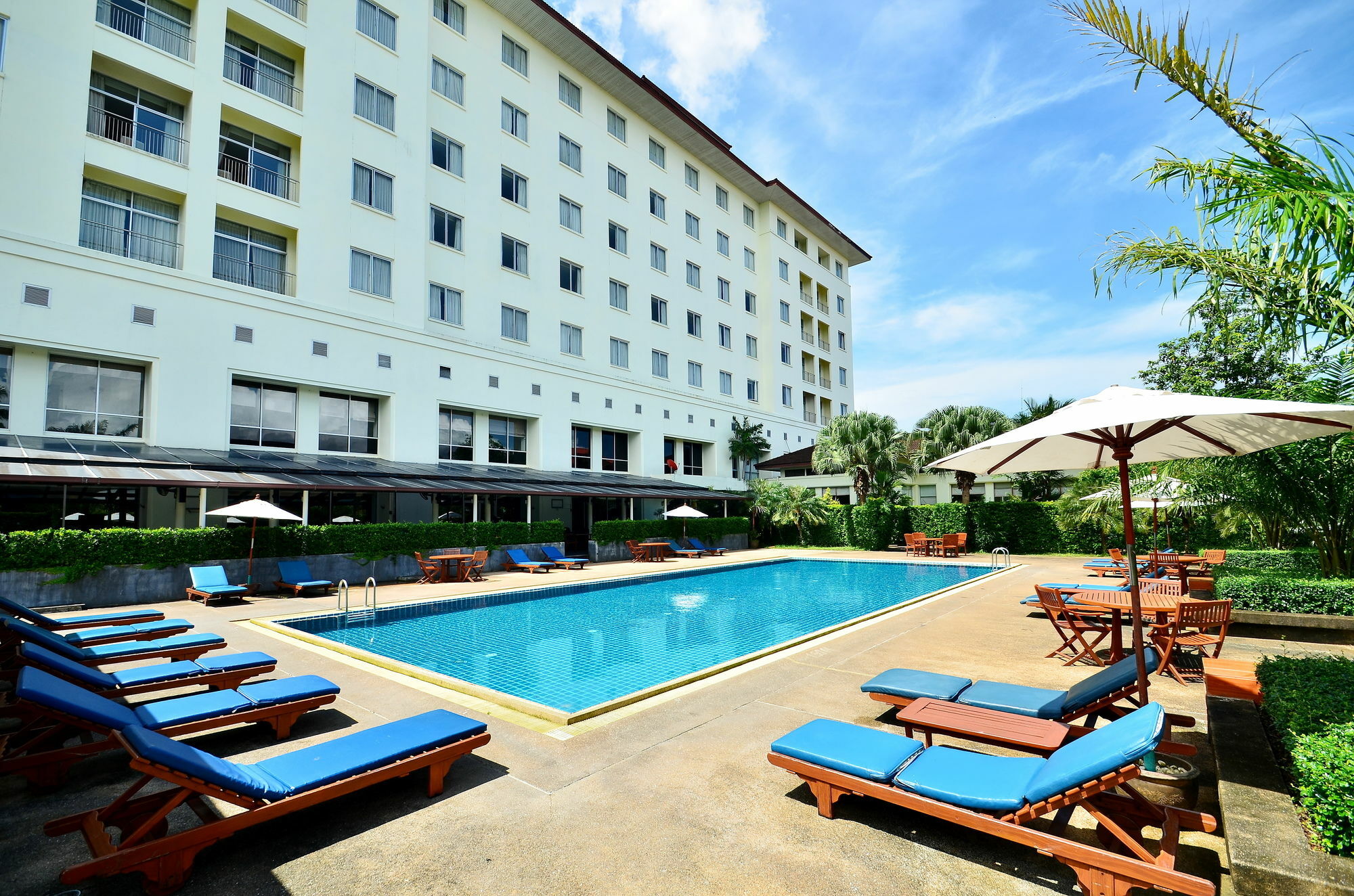 Tinidee Hotel Ranong Exterior photo