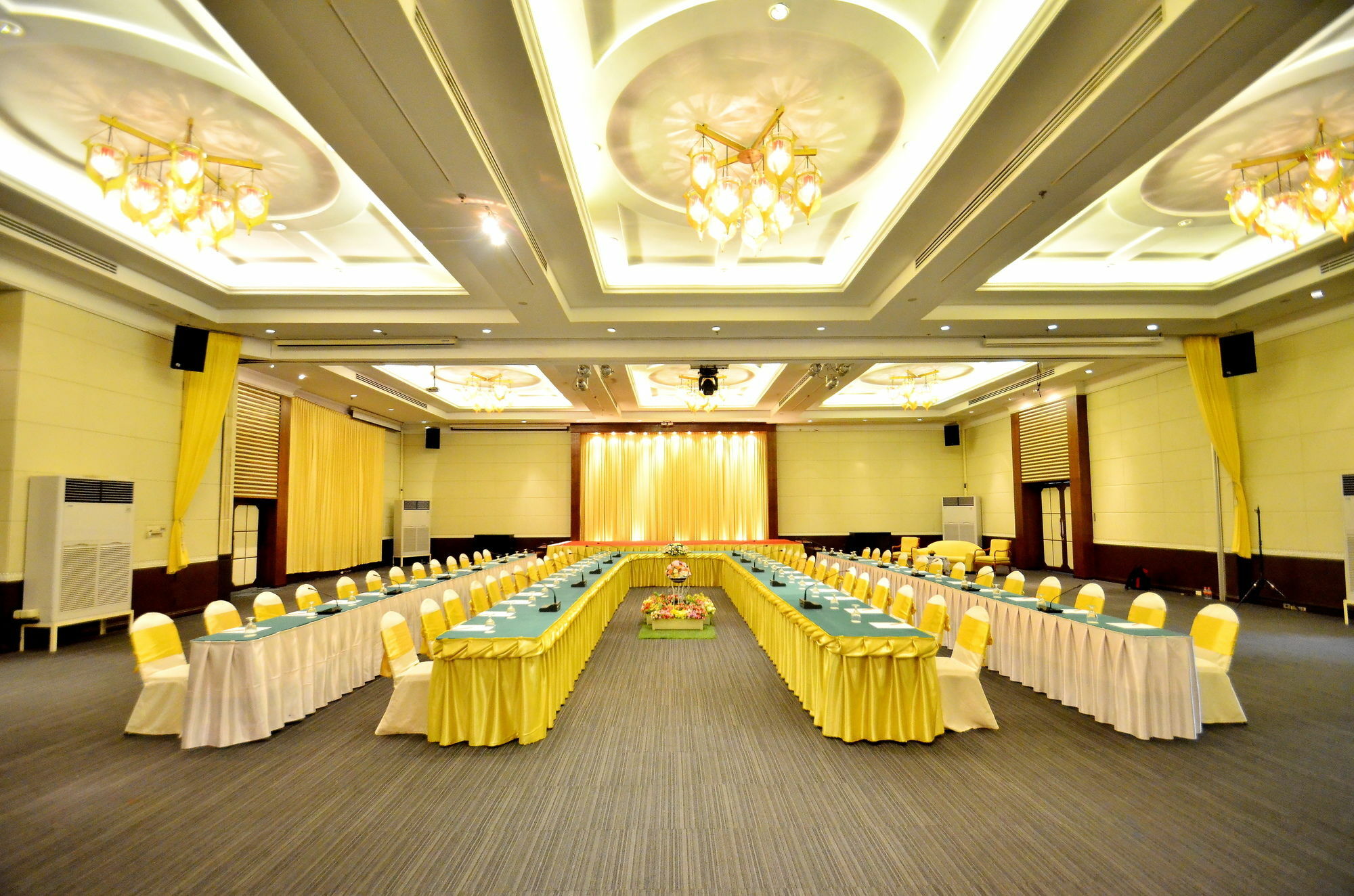 Tinidee Hotel Ranong Exterior photo