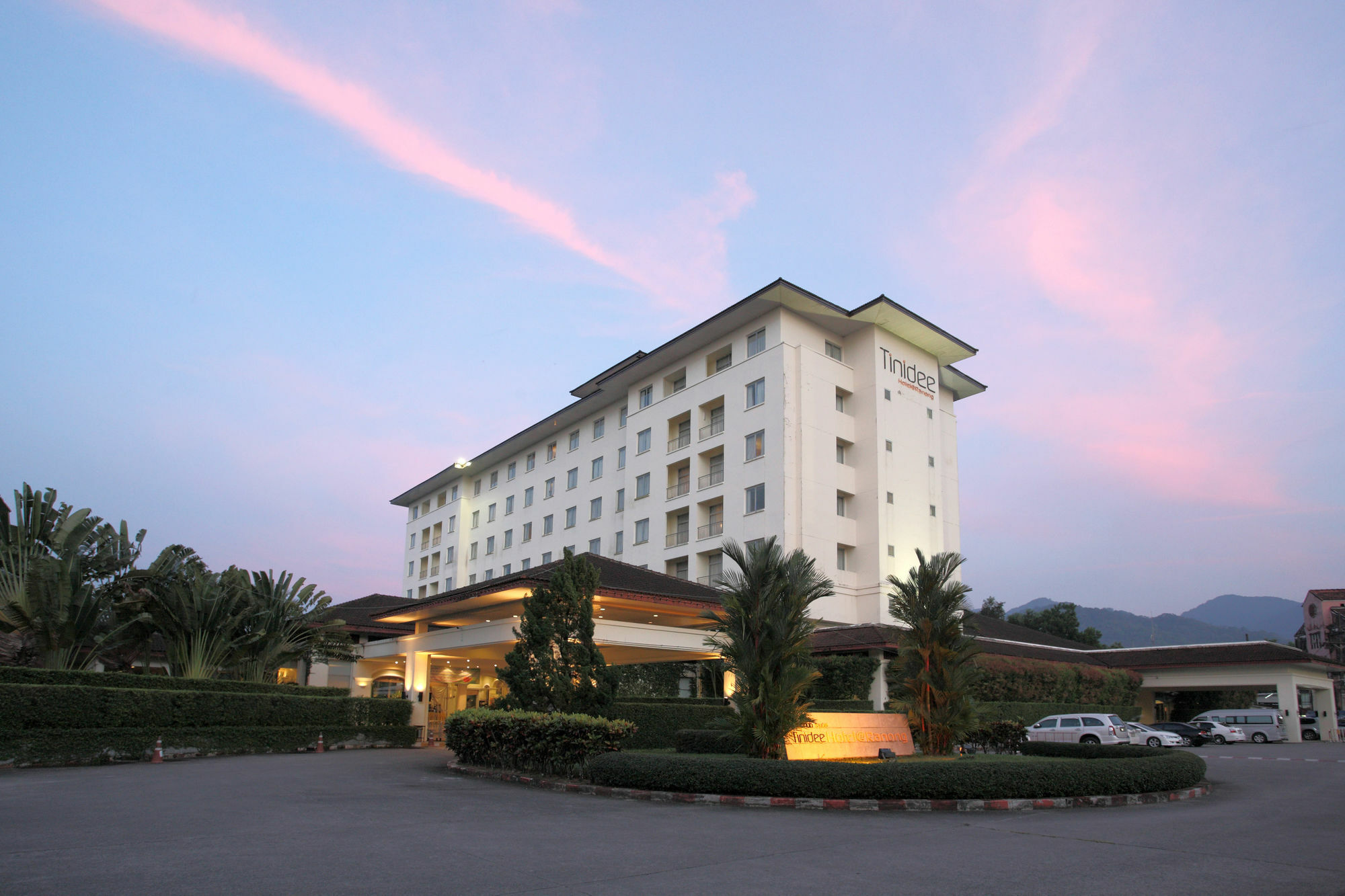 Tinidee Hotel Ranong Exterior photo