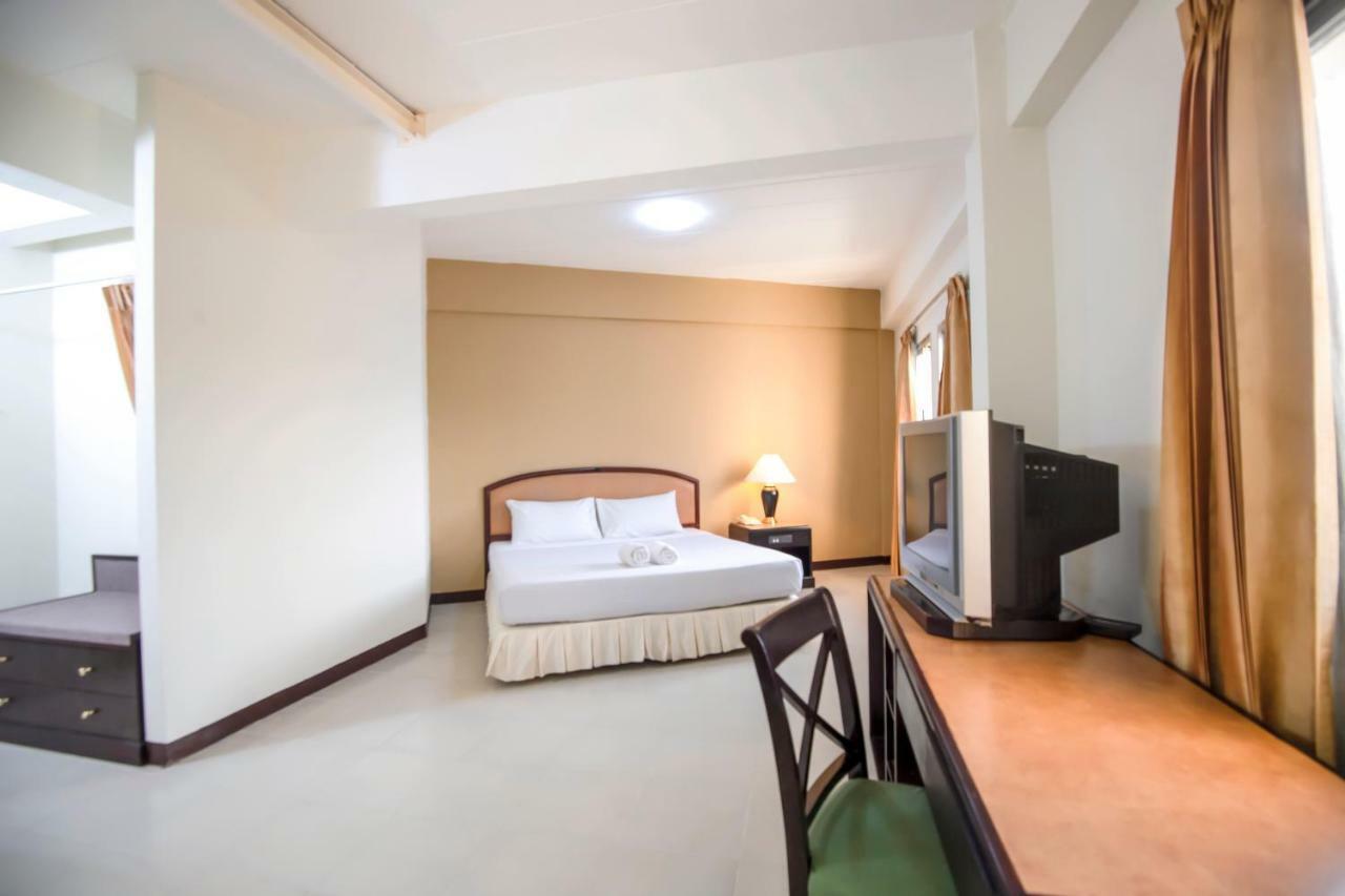 Tinidee Hotel Ranong Exterior photo